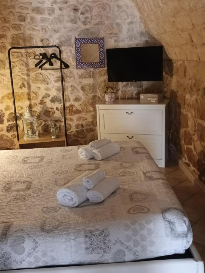 Casa Loredana Шиклі Екстер'єр фото